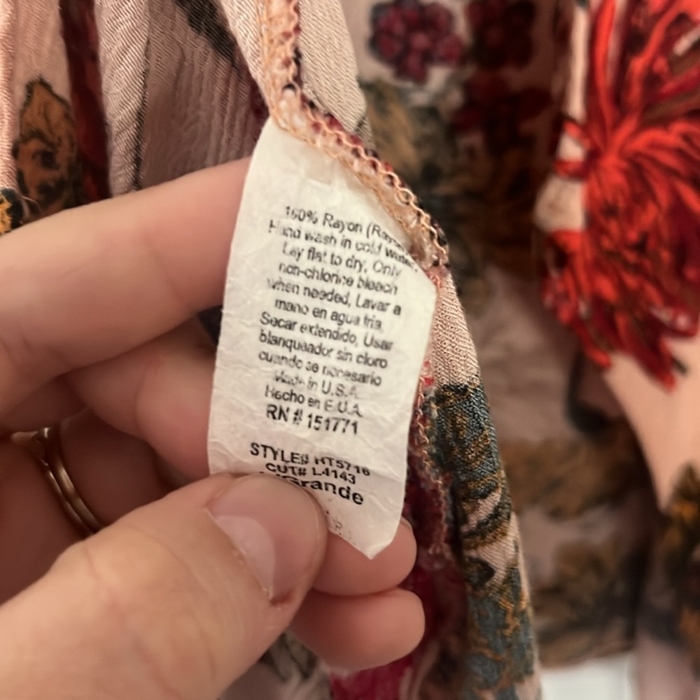 Patterned Open Back Tank Top - Picture 5 of 5